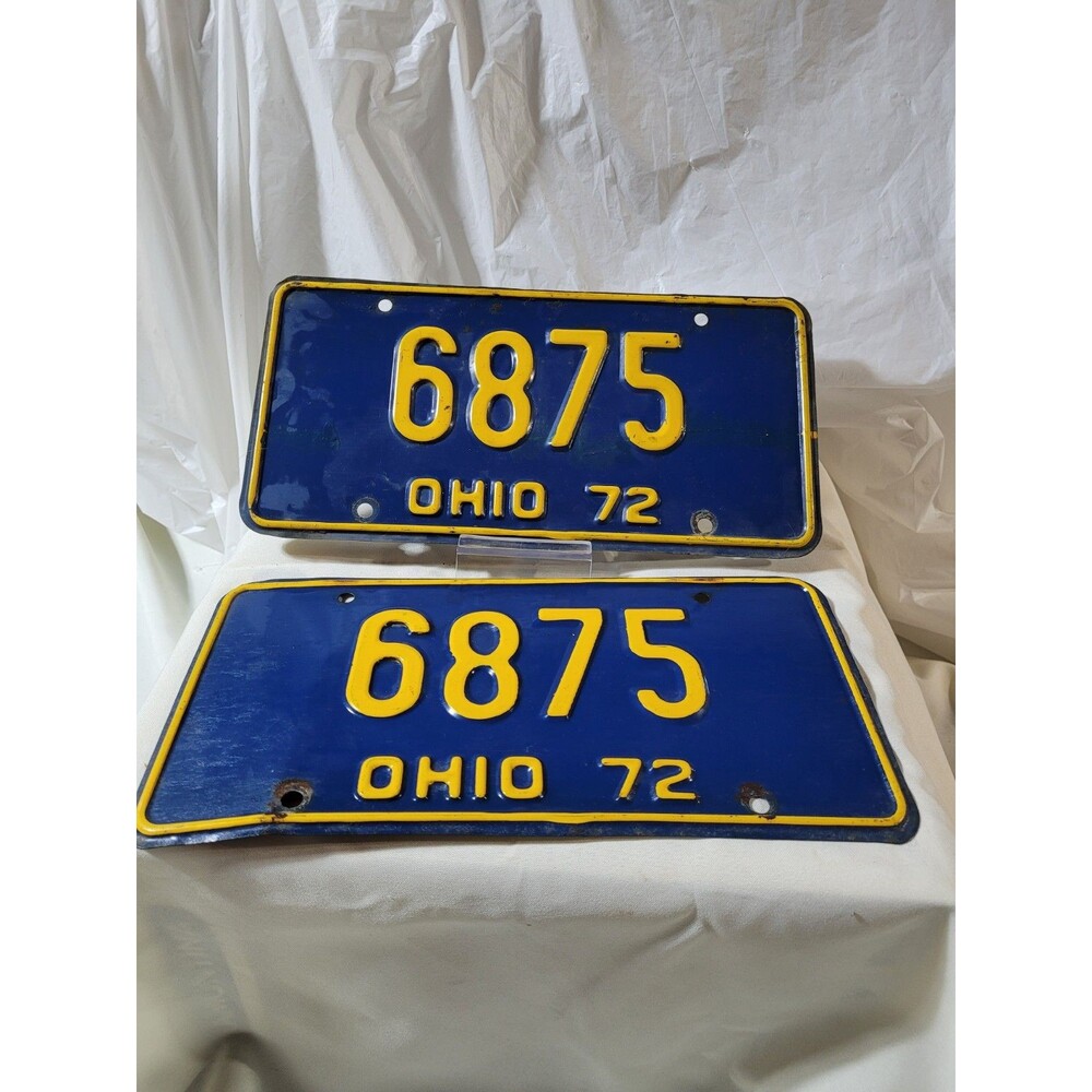 Vintage 1972 Ohio License Plate Pair #6875  Blue & Yellow
